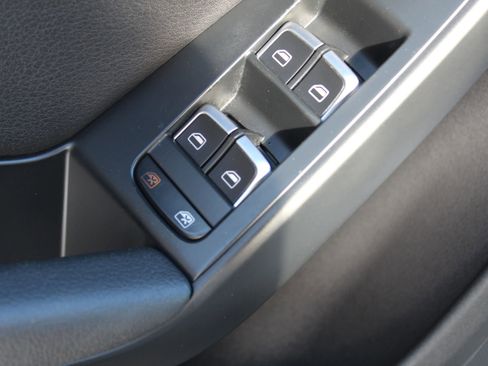 Used 2013 Audi A4 2.0T Premium Plus image 22