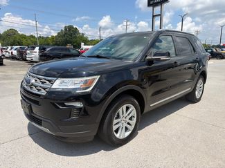 Used 2018 Ford Explorer XLT w/ Equipment Group 202A AWD/4WD video 1