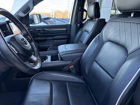 Used 2025 RAM 1500 Limited w/ Off Road Group image 5