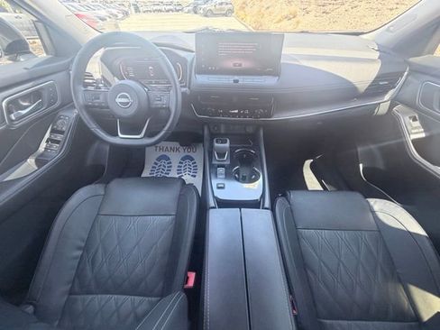 Certified 2024 Nissan Rogue Platinum image 30