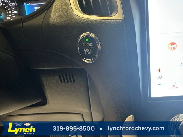 Certified 2024 Ford Edge SEL w/ Convenience Package AWD/4WD image 16