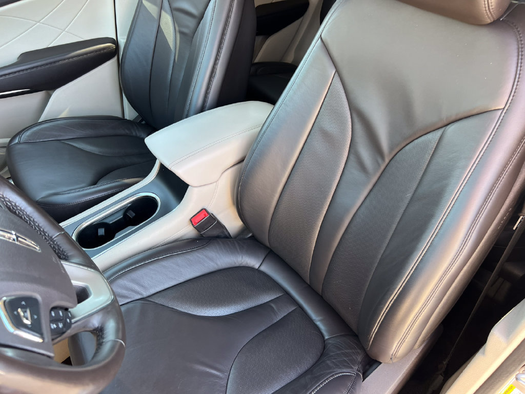 Used 2019 Lincoln MKC Select w/ Select Plus Package AWD/4WD image 13