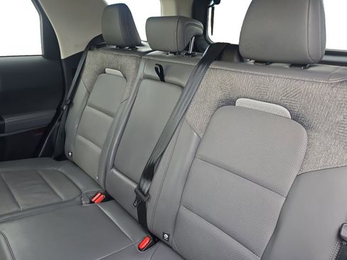 Used 2025 Ford Bronco Sport Badlands image 14