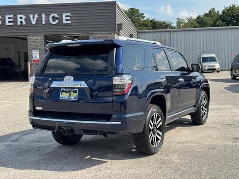 Used 2022 Toyota 4Runner Limited AWD/4WD image 3