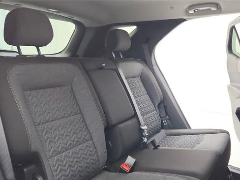 Used 2024 Chevrolet Equinox LT FWD image 55