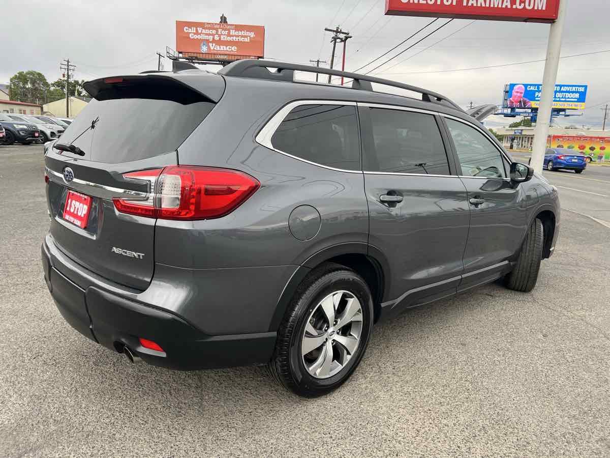 Used 2024 Subaru Ascent Premium AWD/4WD image 5