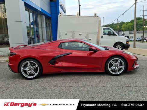 Certified 2022 Chevrolet Corvette Stingray Preferred Conv w/ Z51 Performance Package RWD image 8