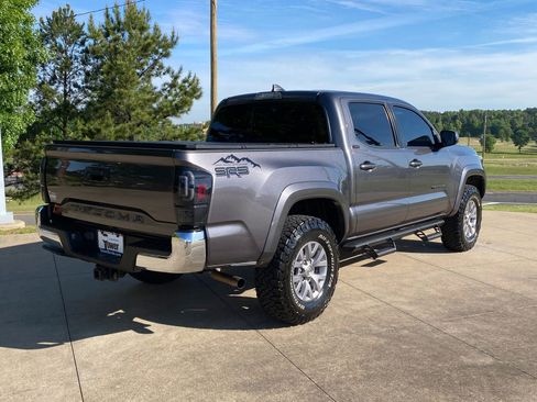 Used 2019 Toyota Tacoma SR5 image 6