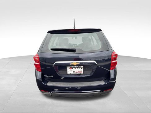Used 2017 Chevrolet Equinox LS FWD image 4