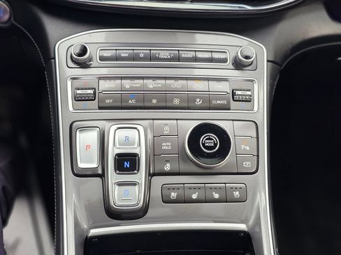 Used 2023 Hyundai Santa Fe Calligraphy FWD image 13