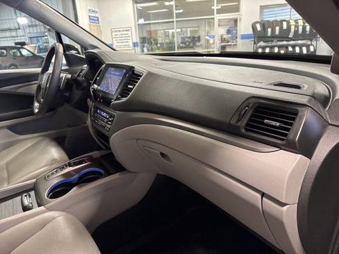 Certified 2021 Honda Ridgeline RTL-E image 34