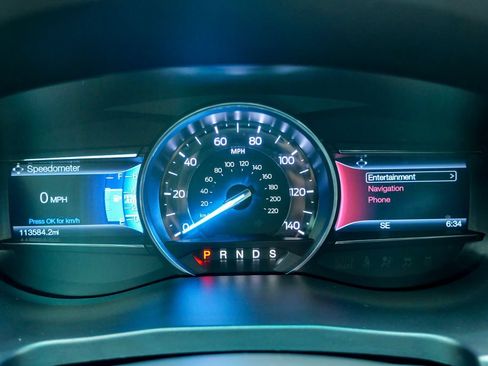 Used 2017 Ford Explorer XLT w/ Equipment Group 202A AWD/4WD image 48