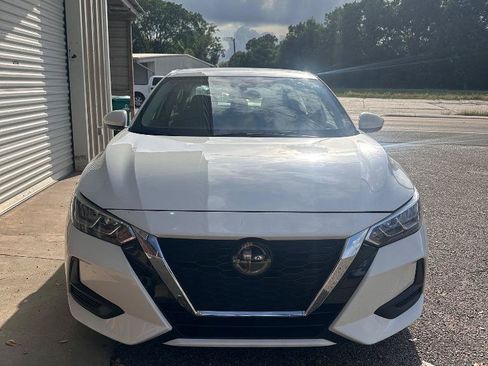Used 2023 Nissan Sentra SV FWD image 4