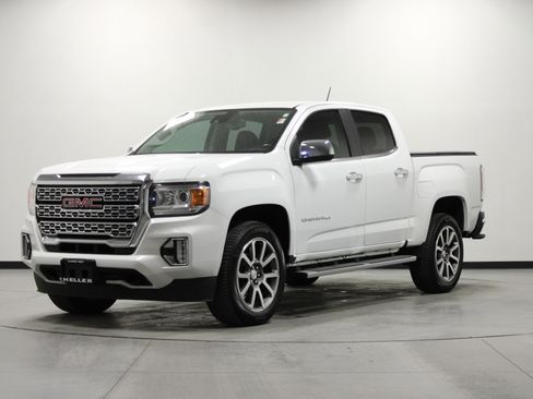 Used 2022 GMC Canyon Denali image 8