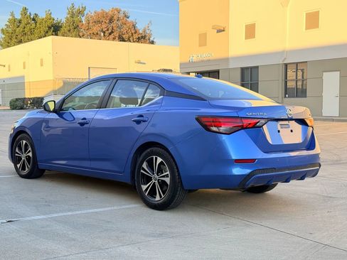 Used 2022 Nissan Sentra SV image 7