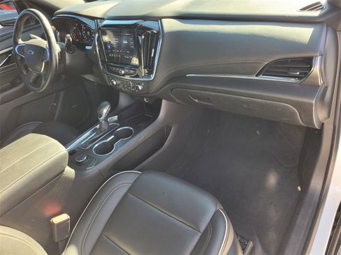 Certified 2023 Chevrolet Traverse Premier w/ Redline Edition image 19