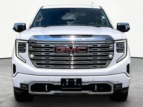 Used 2024 GMC Sierra 1500 Denali AWD/4WD image 2