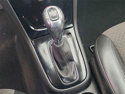 Used 2019 Buick Encore Sport Touring image 29