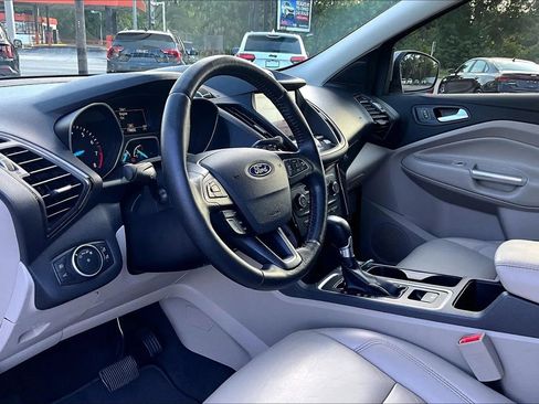 Used 2017 Ford Escape Titanium FWD image 13