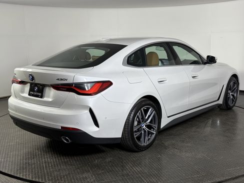Certified 2025 BMW 430i xDrive w/ Premium Package AWD/4WD image 5