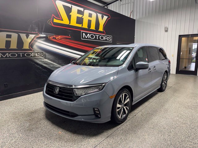Used 2023 Honda Odyssey Touring image 1