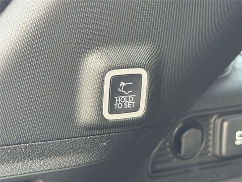 New 2026 Jeep Grand Cherokee Summit image 16