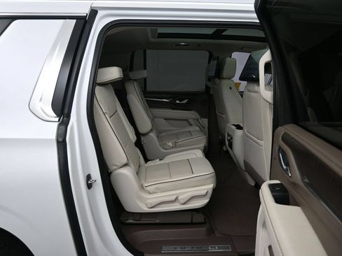 Used 2023 GMC Yukon XL Denali w/ Denali Reserve Package AWD/4WD image 52