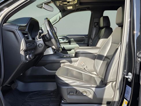 Used 2021 Chevrolet Tahoe Z71 w/ Z71 Signature Package AWD/4WD image 9