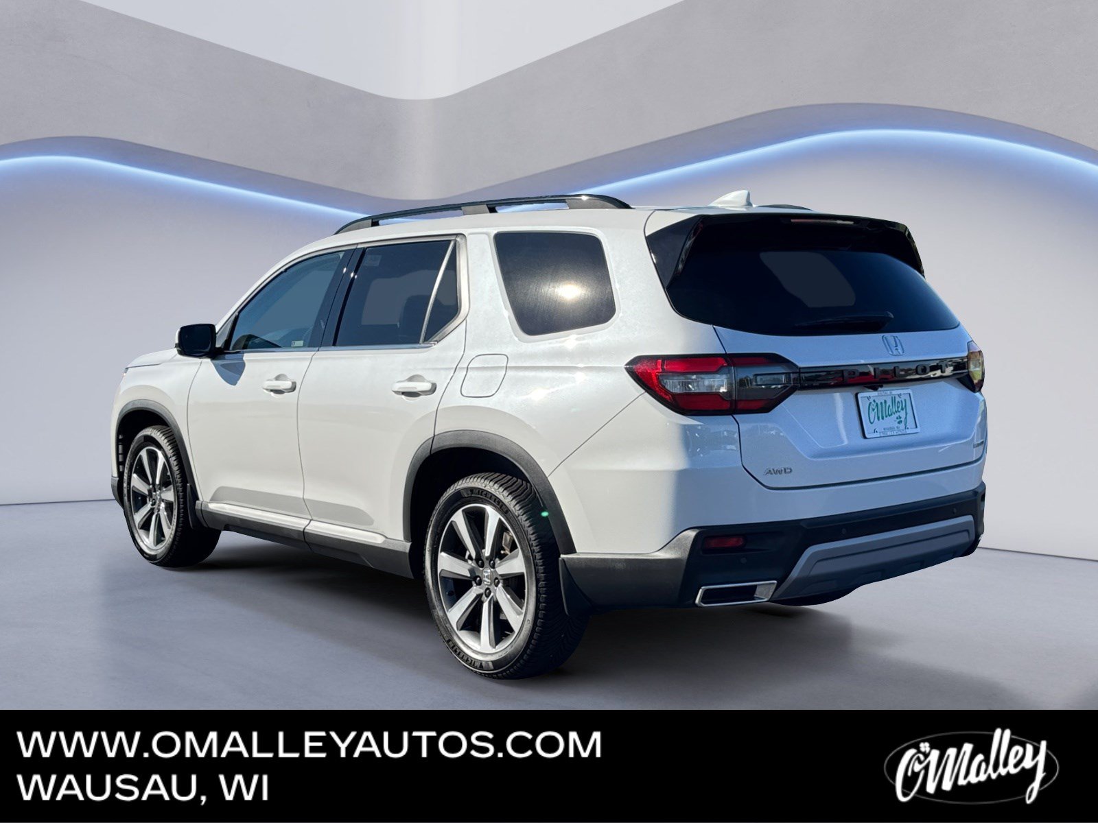 Used 2023 Honda Pilot Touring image 3