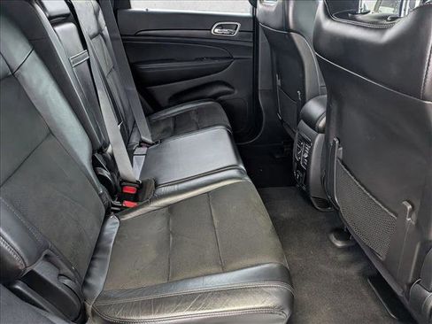 Used 2021 Jeep Grand Cherokee Laredo X image 22