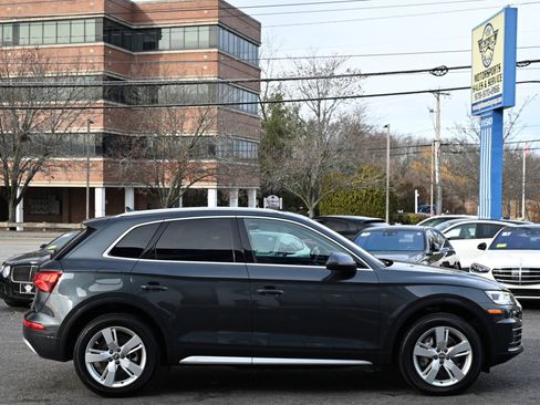 Used 2019 Audi Q5 2.0T Premium Plus image 6