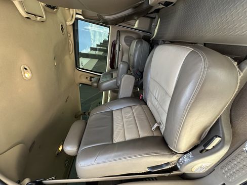 Used 2004 Ford Excursion Eddie Bauer image 14