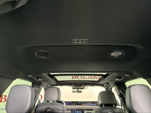 New 2025 Lincoln Navigator Reserve w/ Jet Appearance Package image 31