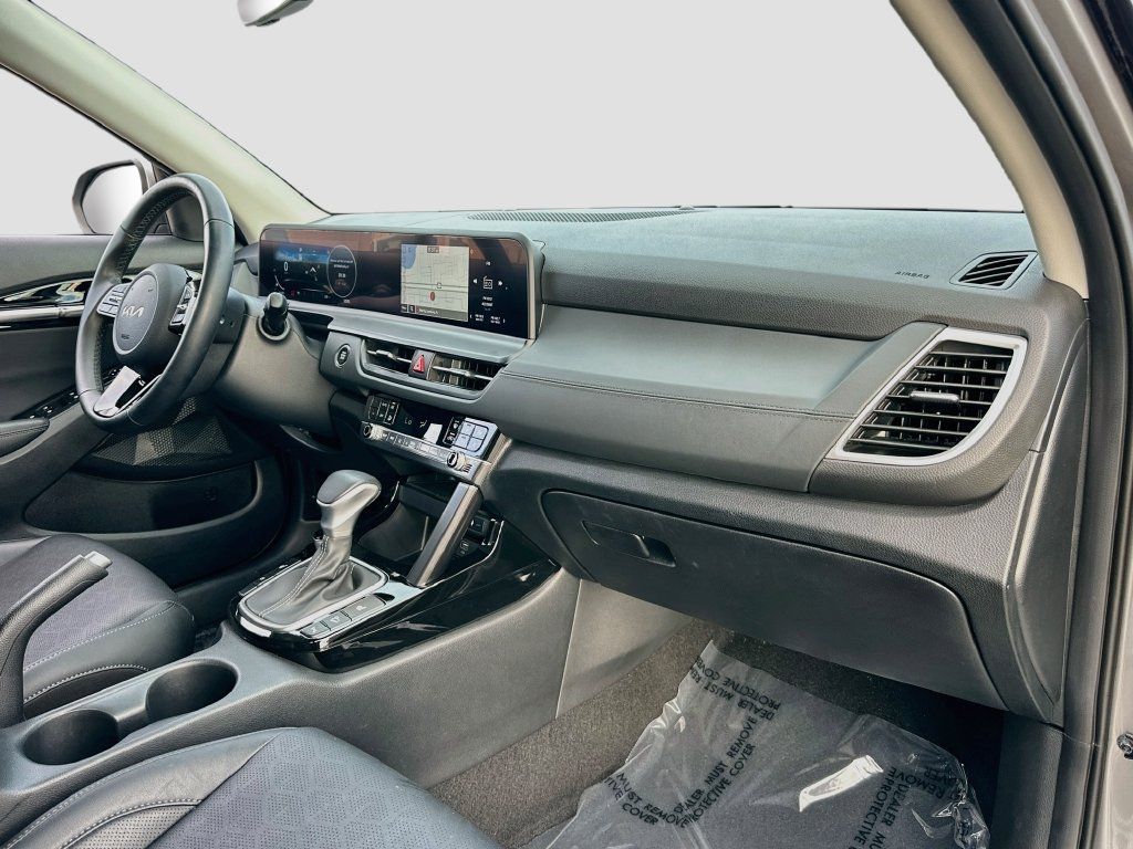 Used 2025 Kia Seltos EX w/ EX Sunroof Package FWD image 29