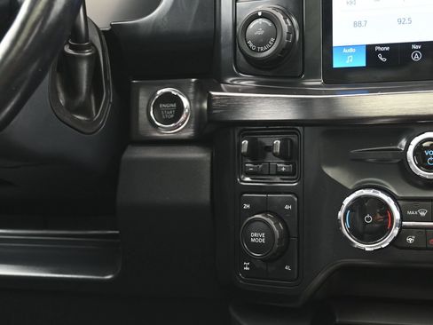 Used 2023 Ford F250 Lariat w/ Lariat Ultimate Package AWD/4WD image 38