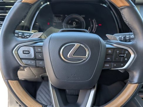 Used 2024 Lexus RX 350h w/ Convenience Package AWD/4WD image 18
