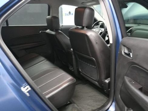 Used 2017 Chevrolet Equinox Premier w/ Enhanced Convenience Package AWD/4WD image 16