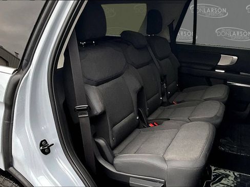 Certified 2025 Ford Expedition Active AWD/4WD image 14