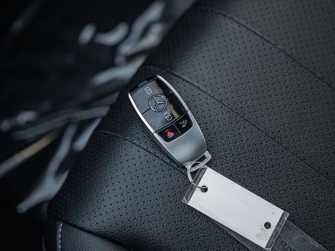 Used 2023 Mercedes-Benz E 350 E 350 image 43