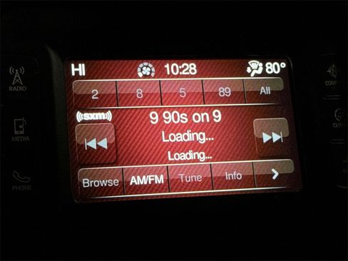 Used 2016 Dodge Challenger SXT image 14