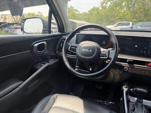 Used 2024 Kia Sorento S AWD/4WD image 36
