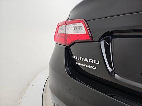 Used 2017 Subaru Legacy 2.5i Limited image 39