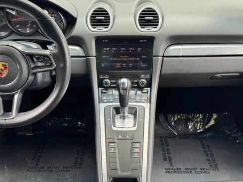 Used 2024 Porsche 718 Cayman RWD image 23
