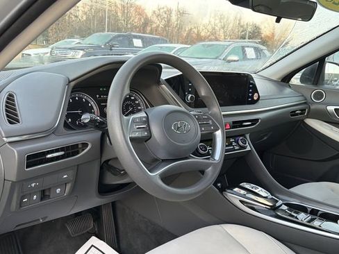Used 2023 Hyundai Sonata SEL image 7