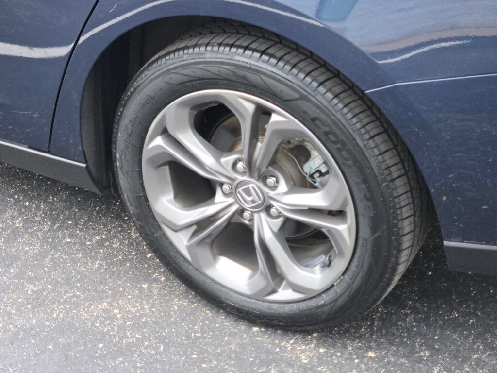 Used 2023 Honda Accord EX image 15