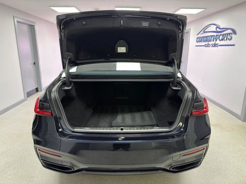 Used 2020 BMW 750i xDrive w/ Executive Package AWD/4WD image 38
