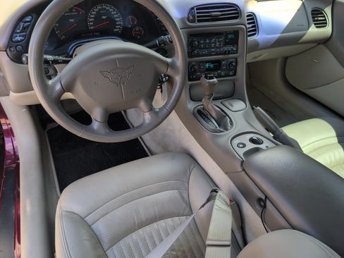 Used 2003 Chevrolet Corvette Convertible w/ Preferred Equipment Group1 RWD image 26