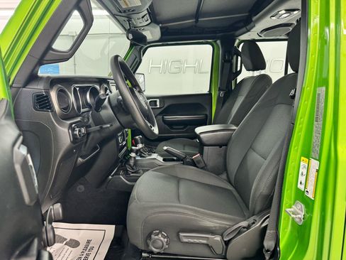 Used 2019 Jeep Wrangler Unlimited Sport AWD/4WD image 10