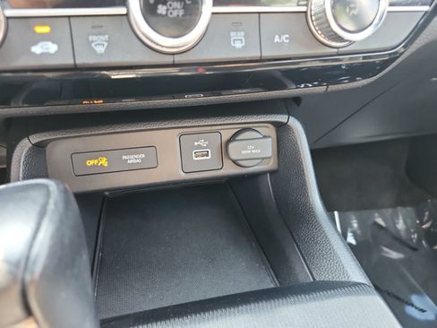 Used 2023 Honda Civic Sport image 19