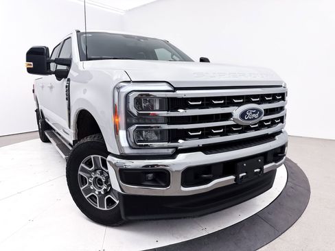 Used 2024 Ford F250 Lariat AWD/4WD image 8